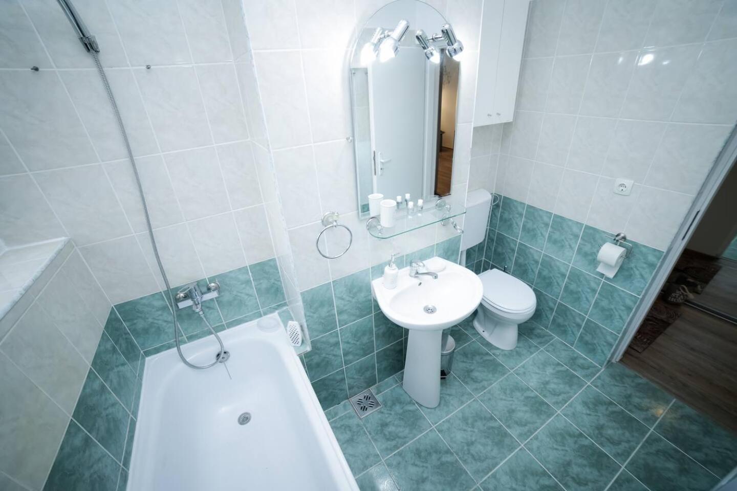 Apartment Comfort Hub Near Recovery Clinic Cluj-Napoca